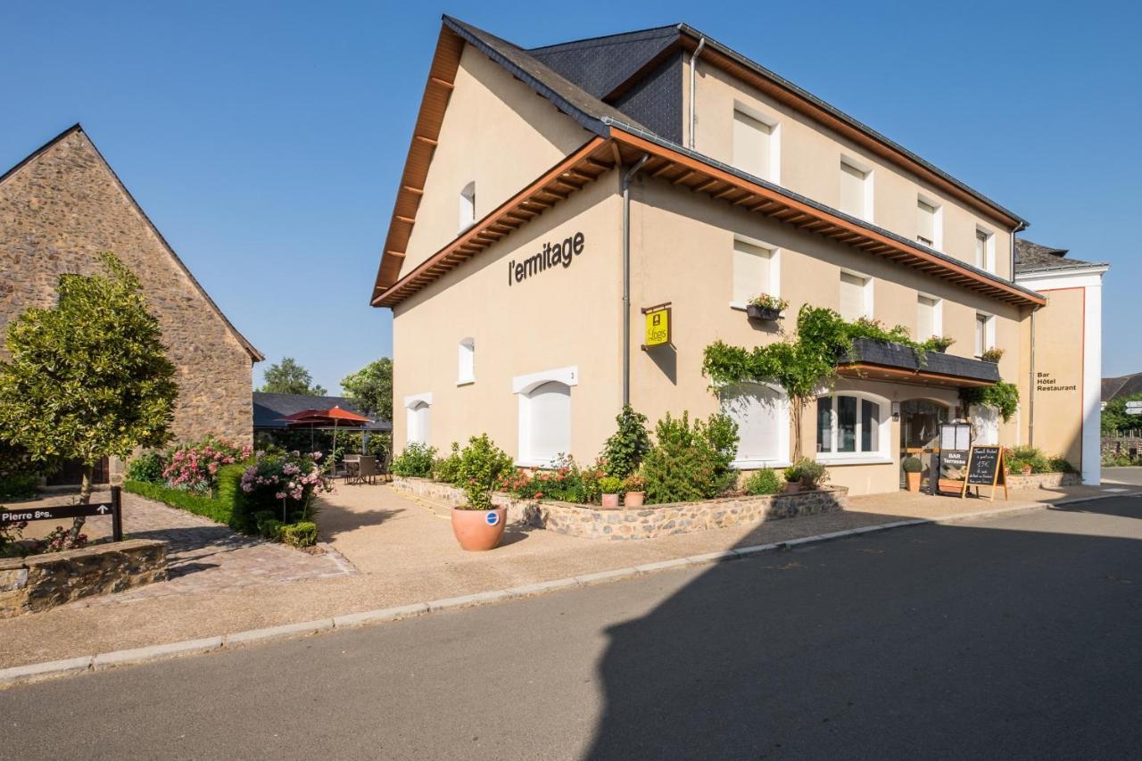 Logis L'Ermitage Hotel & Restaurant Saulges Exteriör bild